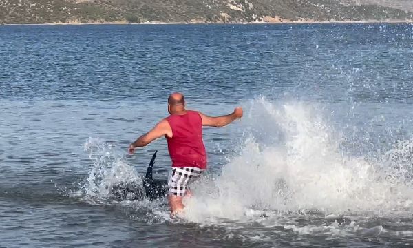 Çakıyla dev orkinos avı!